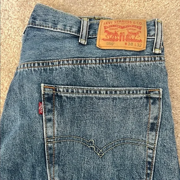 Levi Strauss 550 38x32 - Picture 2 of 4